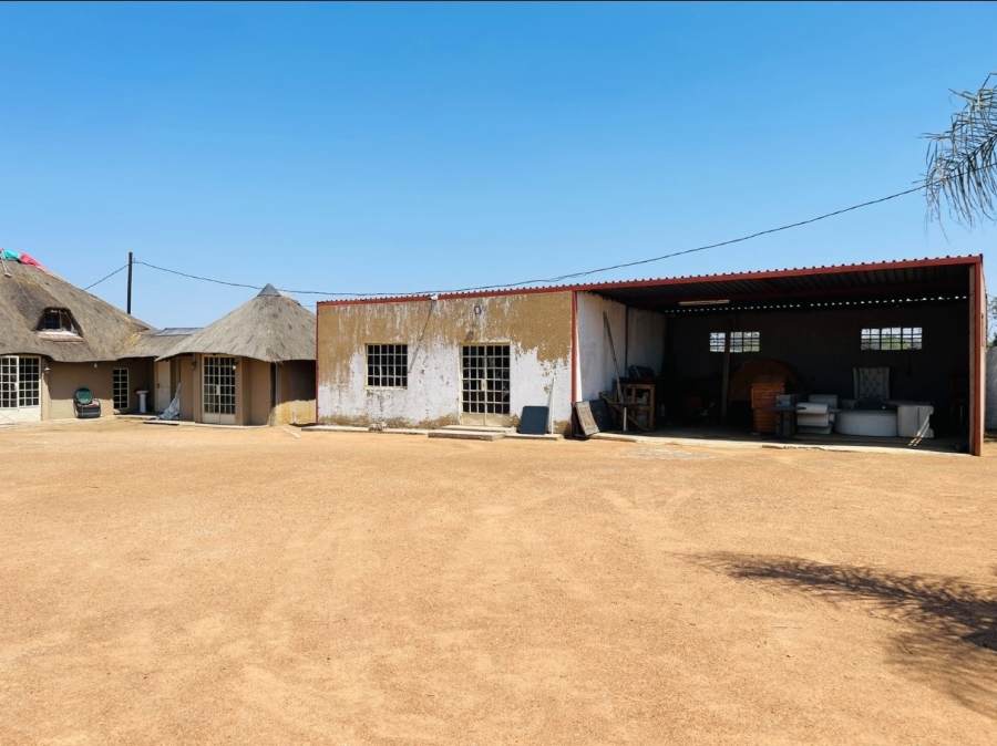 Commercial Property for Sale in Lethlabile North West